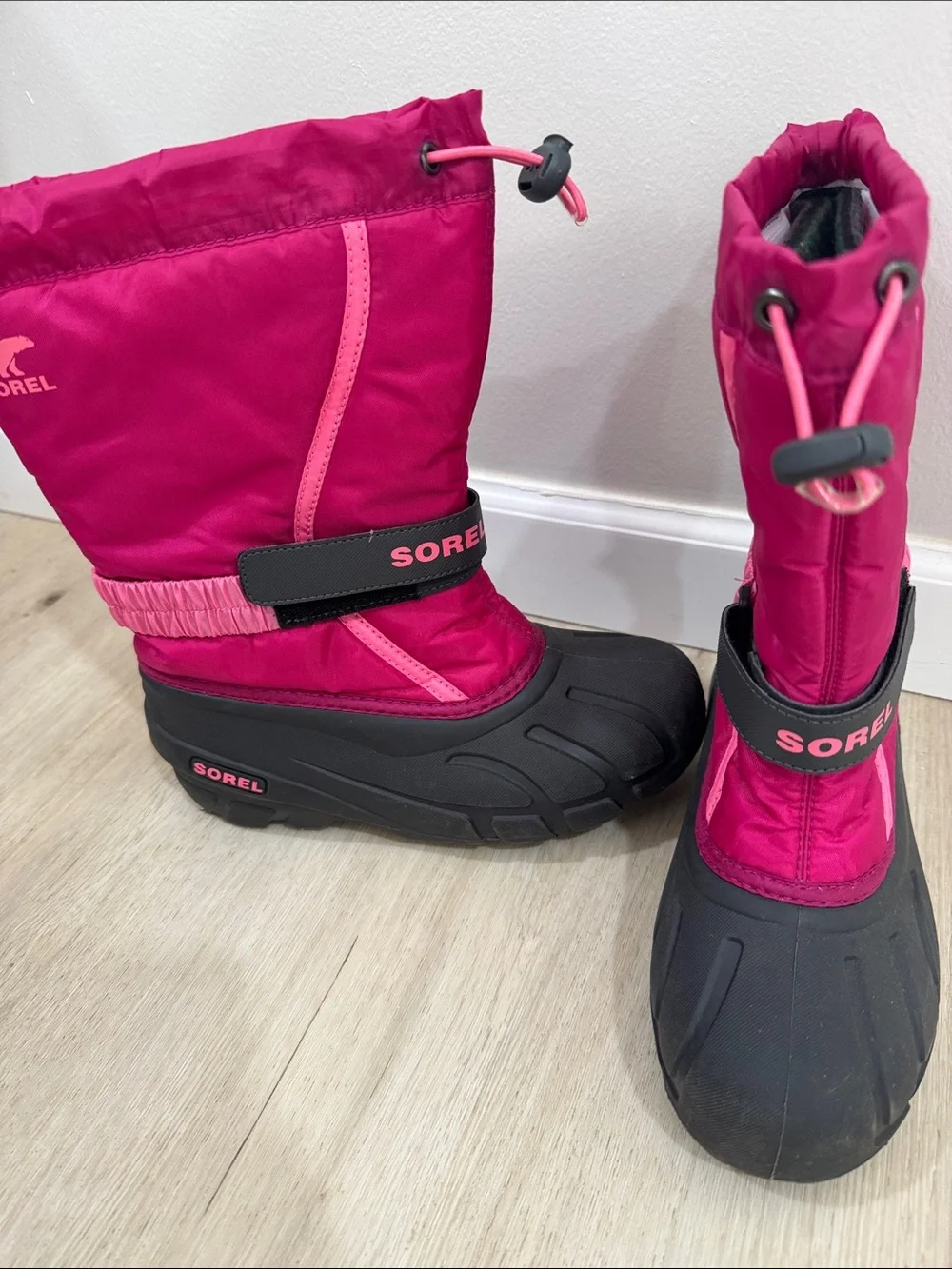 Sorel Kids Bright Pink and Black water resistant Winter Boots